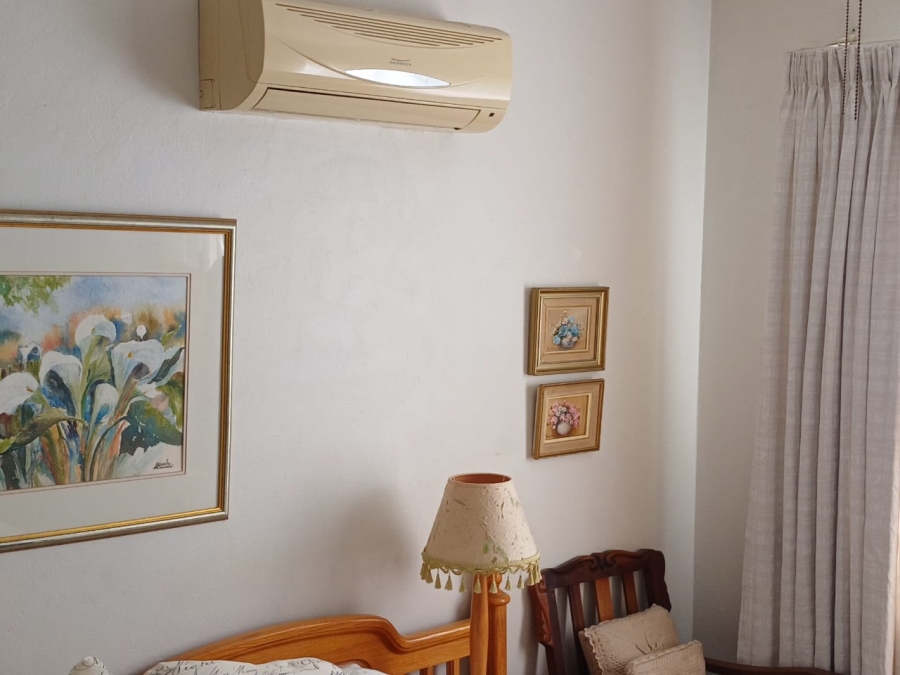 3 Bedroom Property for Sale in Safari Gardens North West